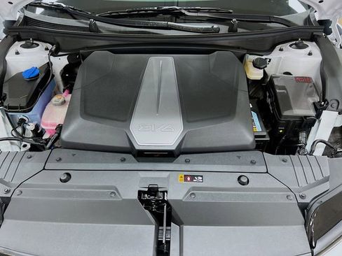 Used 2025 Kia EV6 GT-Line image 32