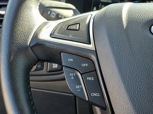 Used 2024 Ford Edge SEL w/ Convenience Package image 20