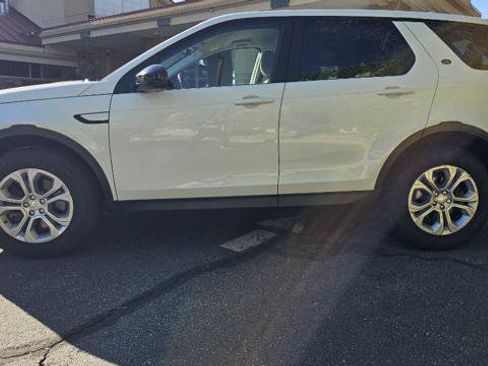 Used 2020 Land Rover Discovery Sport S AWD/4WD image 7