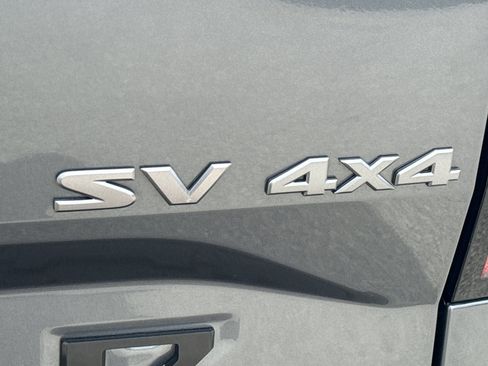 Used 2023 Nissan Frontier SV w/ Tow Package AWD/4WD image 9