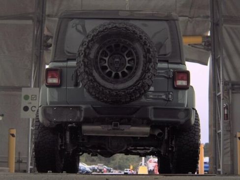 Used 2025 Jeep Wrangler Sport AWD/4WD image 7