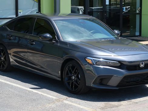 Used 2024 Honda Civic Sport image 5