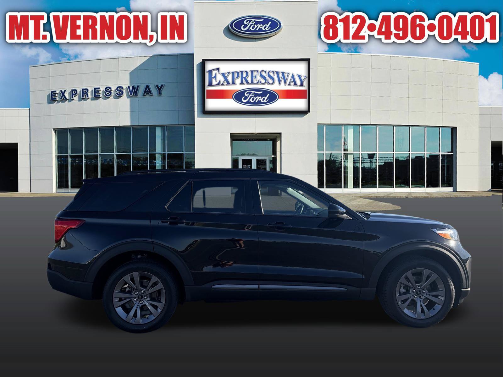 Used 2024 Ford Explorer XLT w/ Equipment Group 202A AWD/4WD image 5