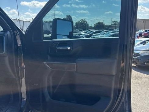 Used 2020 GMC Sierra 3500 AT4 w/ AT4 Premium Package AWD/4WD image 12