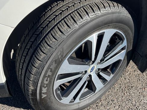 Used 2019 Subaru Outback 2.5i Limited image 26