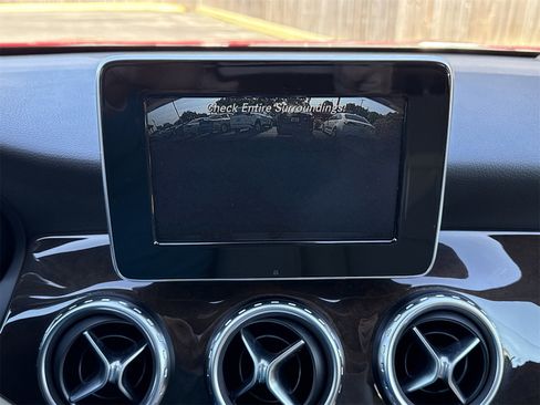 Used 2016 Mercedes-Benz GLA 250 GLA 250 image 28