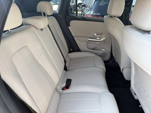 Used 2023 Mercedes-Benz GLA 250 image 9