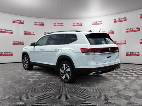Used 2025 Volkswagen Atlas SE FWD image 7