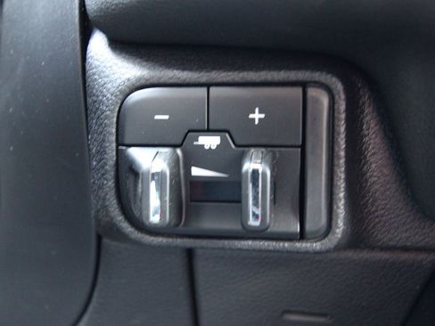 Used 2024 Dodge Durango GT image 27