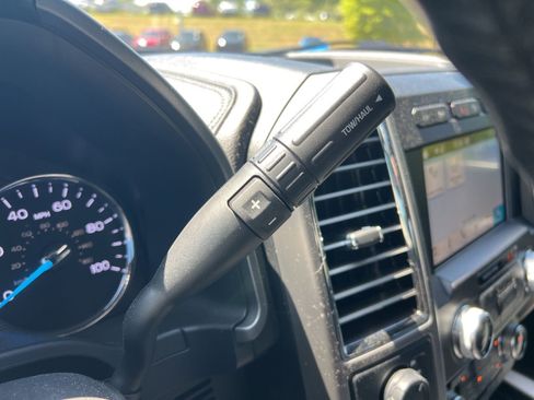 Used 2017 Ford F250 Platinum w/ Platinum Ultimate Package AWD/4WD image 27