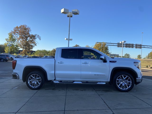 Used 2023 GMC Sierra 1500 SLT w/ SLT Premium Package AWD/4WD image 2