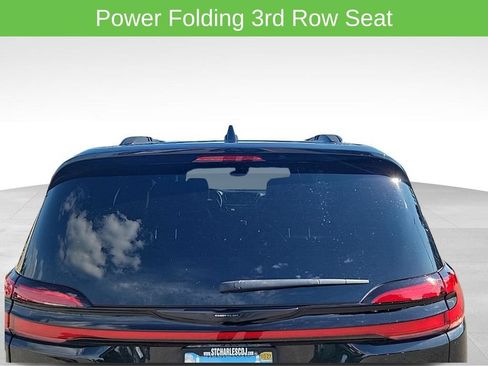 Used 2023 Chrysler Pacifica Limited w/ S Appearance Package AWD/4WD image 13