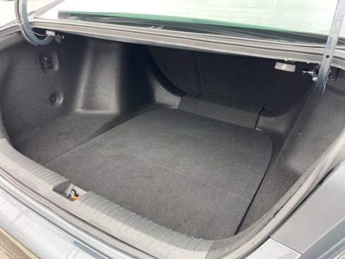 Used 2023 Honda Accord EX image 9