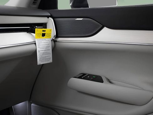 New 2025 Volvo EX90 Ultra image 20