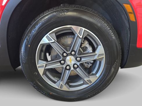 Used 2025 Chevrolet Blazer LT AWD/4WD image 38