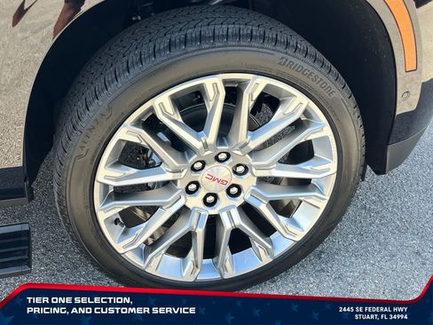 New 2026 GMC Yukon XL Denali w/ Denali Reserve Package AWD/4WD image 22