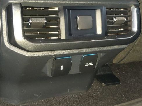 Certified 2022 Ford F150 XLT w/ Equipment Group 302A High image 33