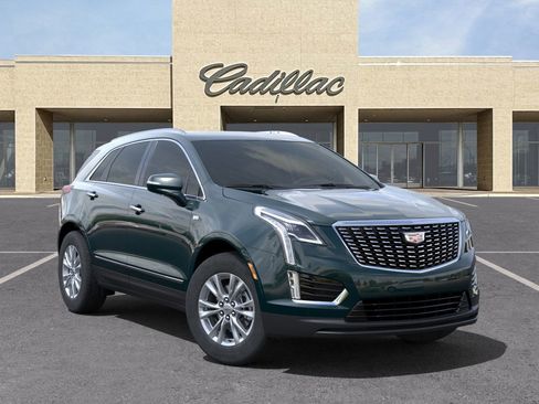 New 2025 Cadillac XT5 Luxury image 7