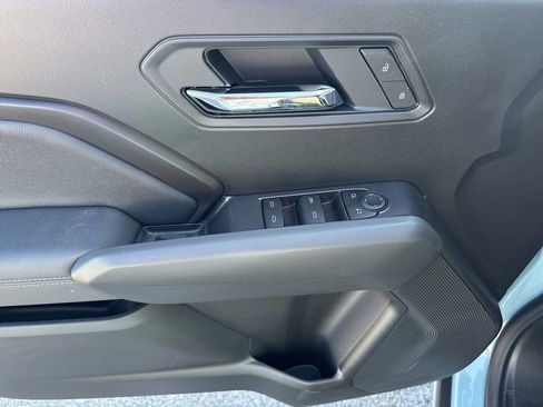 New 2025 Chevrolet Colorado LT w/ LT Convenience Package image 10