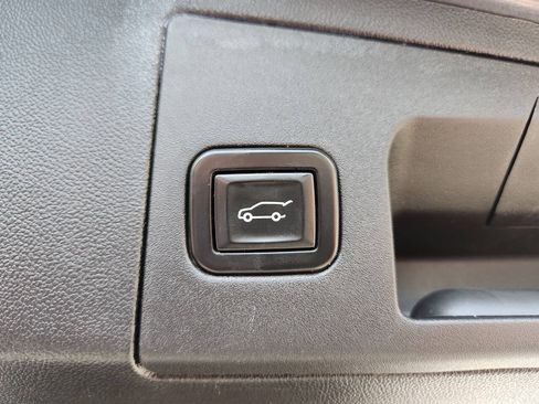 Used 2023 Cadillac XT5 Premium Luxury AWD/4WD image 29