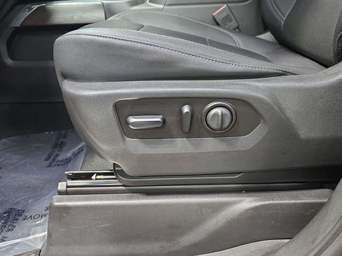 Used 2021 GMC Sierra 1500 SLT w/ SLT Premium Plus Package image 31