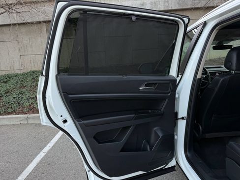 Used 2018 Volkswagen Atlas SEL AWD/4WD image 53