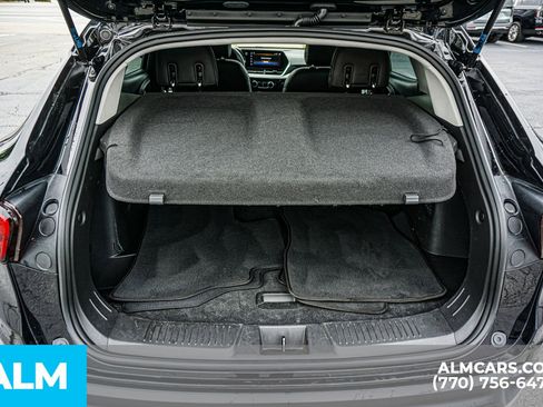 Used 2025 Chevrolet Trax LT w/ LT Convenience Package FWD image 25