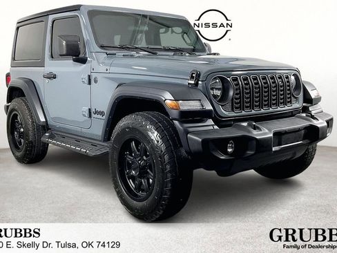 Used 2025 Jeep Wrangler Sport image 1