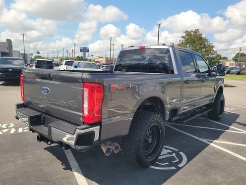 Certified 2025 Ford F250 XLT w/ FX4 Off-Road Package AWD/4WD image 5