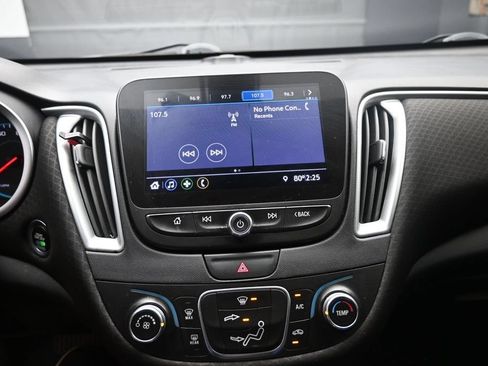 Used 2019 Chevrolet Malibu LS FWD image 11