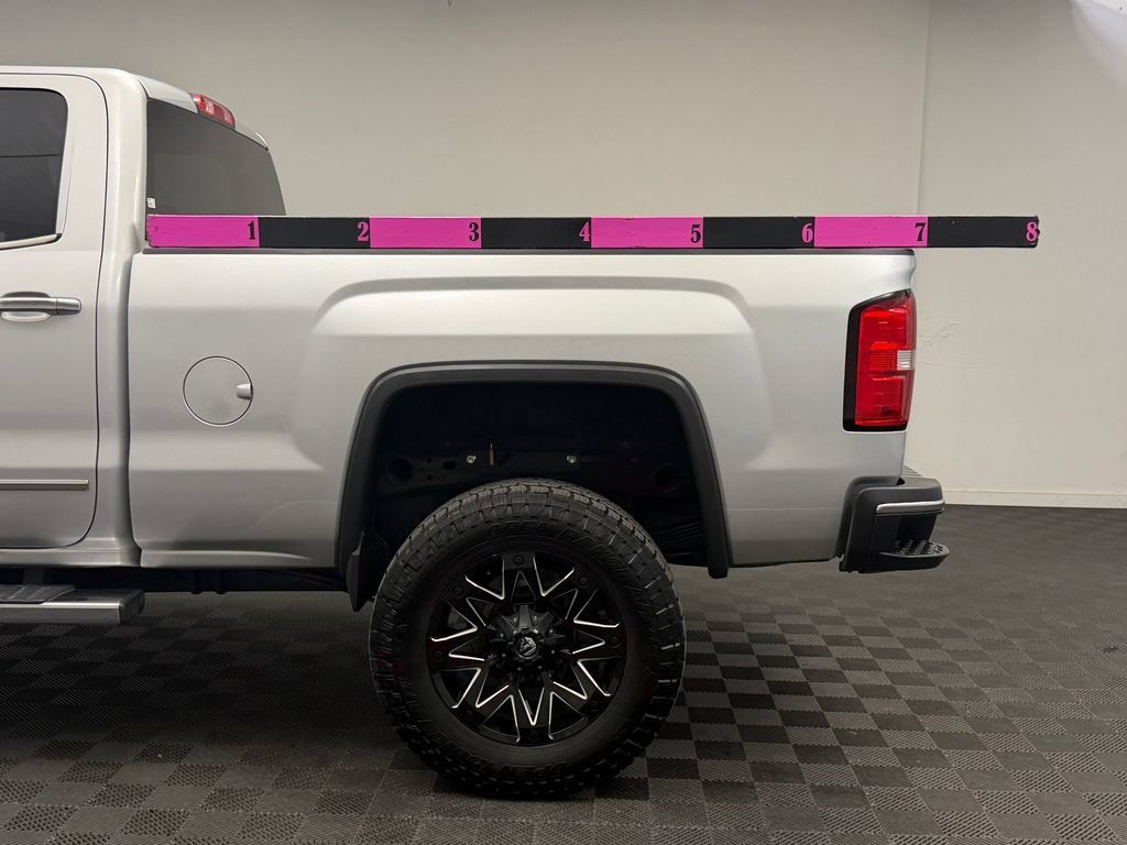 Used 2015 GMC Sierra 2500 SLT w/ Duramax Plus Package AWD/4WD image 27