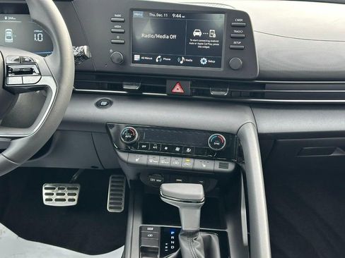 New 2026 Hyundai Elantra SEL Sport image 7