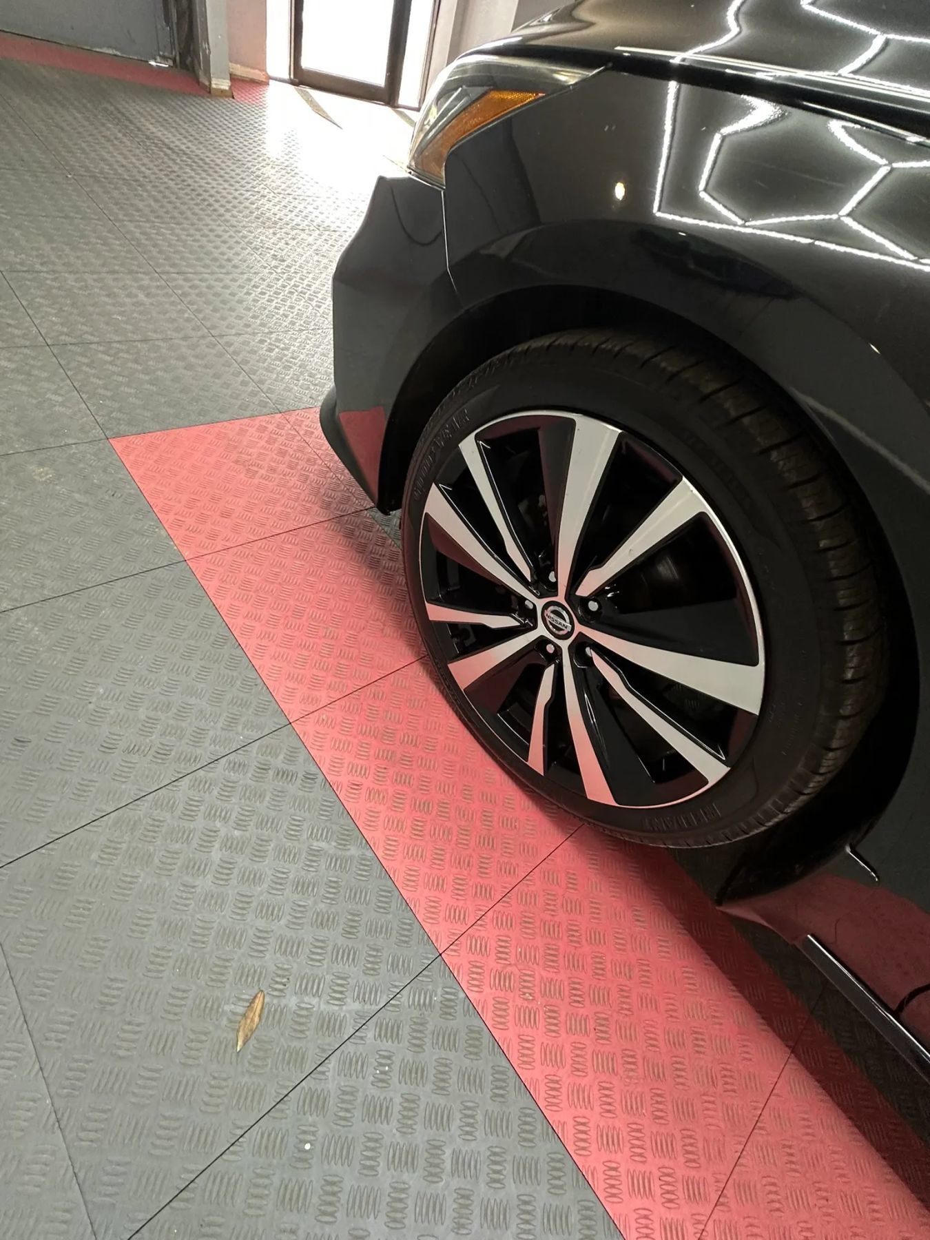 Used 2019 Nissan Altima 2.5 Platinum FWD image 35