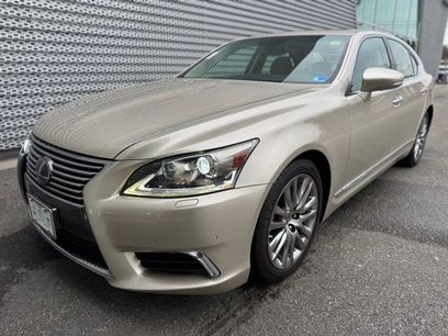 Used 2014 Lexus LS 460 AWD w/ Comfort Package