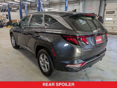 Used 2023 Hyundai Tucson SE image 6
