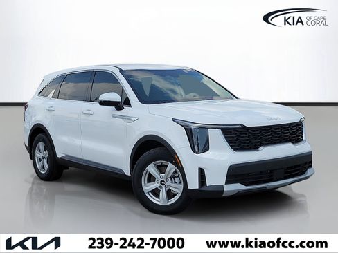 New 2026 Kia Sorento LX FWD image 1