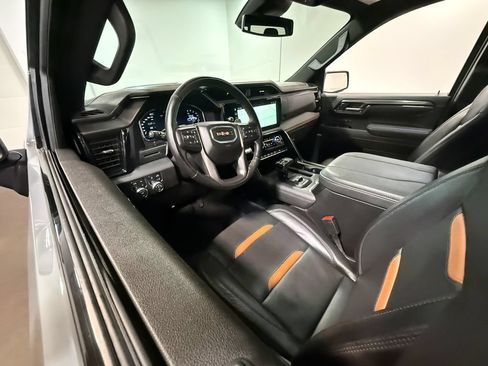 Used 2025 GMC Sierra 1500 AT4 w/ AT4 Preferred Package AWD/4WD image 59