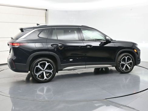 Used 2025 Volkswagen Tiguan SE AWD/4WD image 27