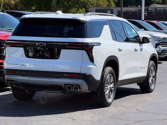 Used 2027 Chevrolet Traverse LT w/ Driver Confidence Package AWD/4WD image 7