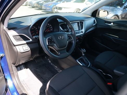 Used 2022 Hyundai Accent SEL image 14