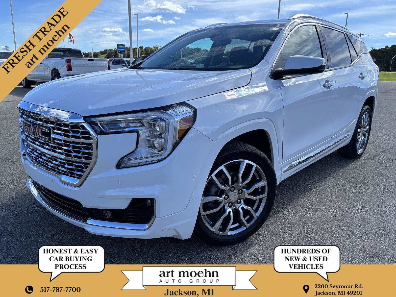 Used 2022 GMC Terrain Denali w/ Denali Premium Package AWD/4WD image 1