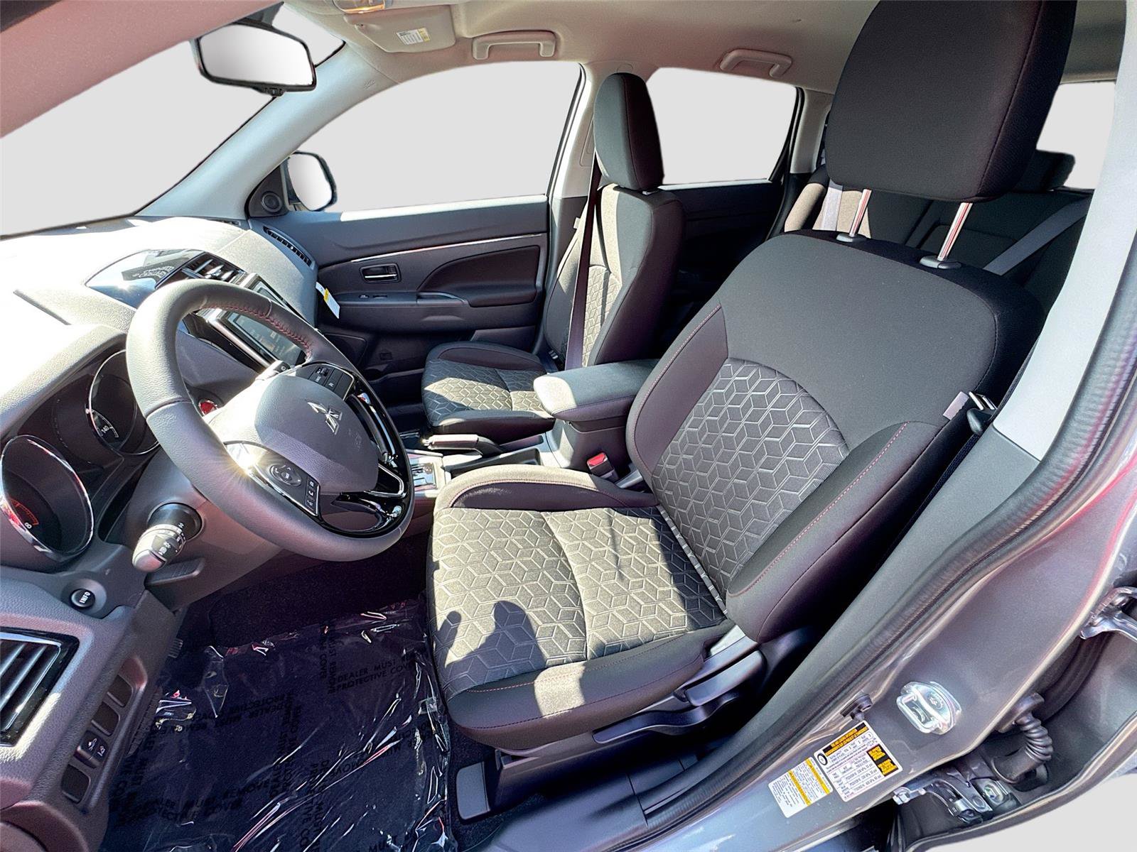 Used 2026 Mitsubishi Outlander Sport AWD image 2
