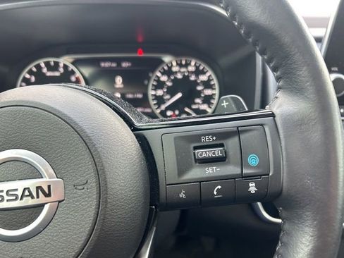 Used 2021 Nissan Rogue SV w/ Premium Package image 20