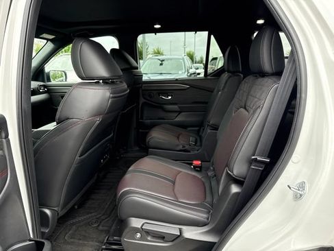 Certified 2026 Honda Pilot Black Edition image 12