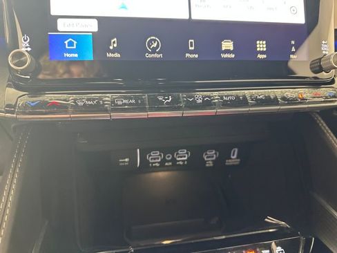 New 2024 Jeep Grand Wagoneer Series II w/ Quick Order Packagew 28T image 18