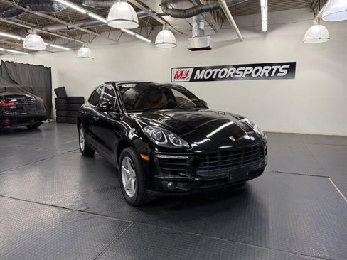 Used 2018 Porsche Macan image 49