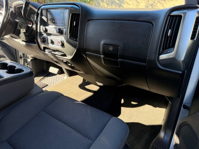 Used 2018 Chevrolet Silverado 1500 LT w/ All Star Edition AWD/4WD image 28