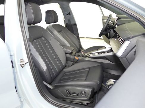 Used 2025 Audi A3 2.0T Premium w/ Black Optic Package image 17