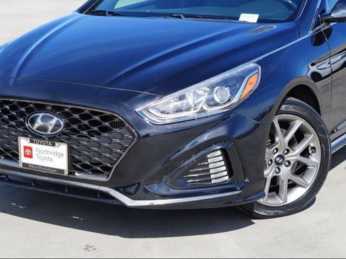 Used 2018 Hyundai Sonata Sport image 5