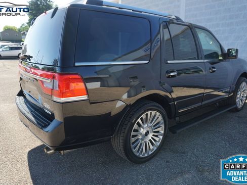 Used 2015 Lincoln Navigator 4WD w/ Equipment Group 101A Reserve image 10